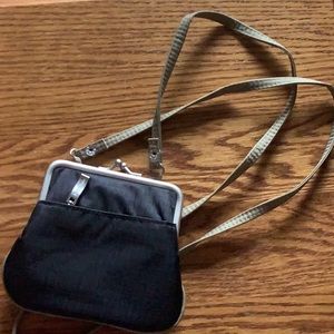 Baggallini Small Black Nylon Crossover Clutch w/Removable Strap